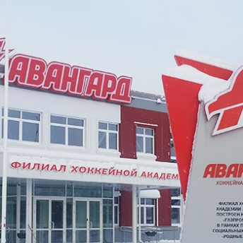 Интерьерная реклама для спортивного клуба в москве